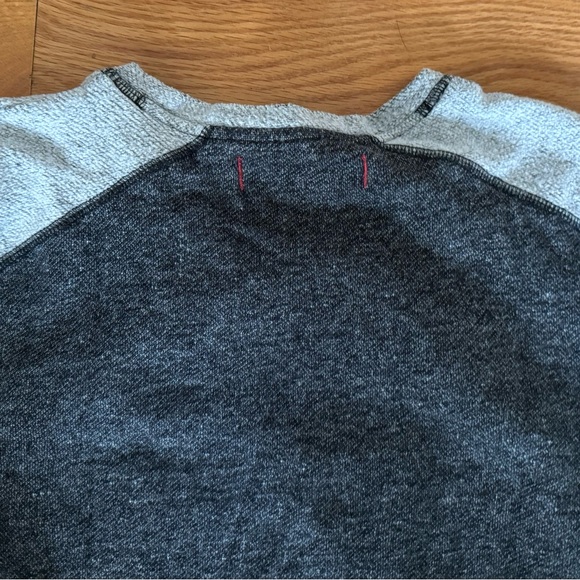 Tommy Bahama Fleece Pullover Sweatshirt small Gray Black - Picture 7 of 8